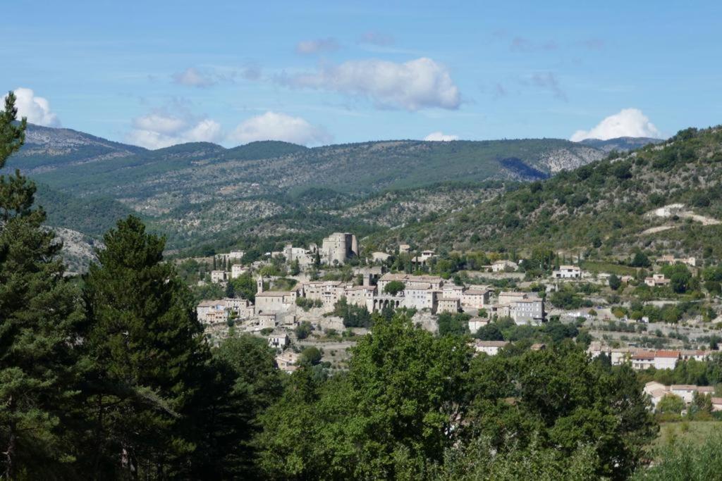 La Vue Est Belle Apartment Montbrun-les-Bains Luaran gambar